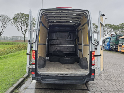 Volkswagen CRAFTER 35 2.0 L3H3 Carplay Airco foto 11