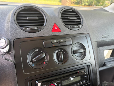 Volkswagen Caddy 1.4|BENZINE|NAP|airco|cruise|trekhaak met 1200KG trek|radio|elektrisch pakket|verwarmende buitenspiegels foto 15