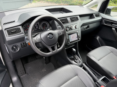 Volkswagen Caddy 1.4 TSI 131 PK BENZINE AUTOMAAT !! / BPM VRIJ / IMPERIAAL / TREKHAAK / INRICHTING / NAVI / AIRCO / CRUISE 7
