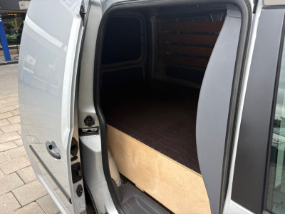 Volkswagen Caddy 1.6 TDI|MARGE|NAP|airco|trekhaak 1400KG|bluetooth|lichtmetalen velgen|elektrisch pakket|verwarmbare buitenspiegel foto 12
