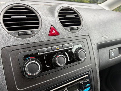 Volkswagen Caddy 1.6 TDI|MARGE|NAP|airco|trekhaak 1400KG|bluetooth|lichtmetalen velgen|elektrisch pakket|verwarmbare buitenspiegel foto 17