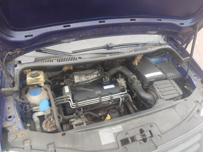 Volkswagen Caddy 2.0 SDI SCHADE 18
