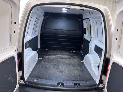 Volkswagen Caddy 2.0 TDI 102pk L1H1 Cruise Control Navigatie Parkeersensoren DAB+ foto 13