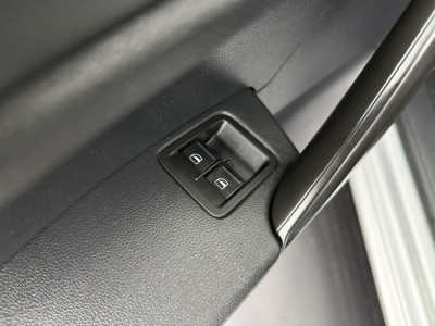 Volkswagen Caddy 2.0TDI BMT | Navigatie | Multimedia | Ladensysteem | Airco | Cruise | Trekhaak 8