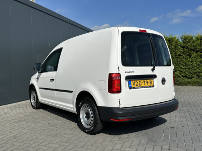 Volkswagen Caddy 2.0 TDI EURO 6 / L1H1 / UNIEK  29.543 KM  NAP !! / 1e EIGENAAR / AIRCO / NAVI / APPLE CARPLAY / ANDROID AUTO foto 5