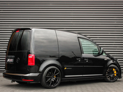 Volkswagen Caddy 2.0 TDI L1H1 185PK JB- EDITION / 87DKM / NIEUWSTAAT / TREKHAAK / ELEK- PAKKET / LEDEREN BEKLEDING / APPLE CARPLAY foto 3