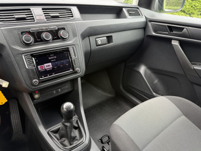 Volkswagen Caddy 2.0 TDI / L1H1 / 1e EIG. / INRICHTING / TREKHAAK / AIRCO / CRUISE / NAVI / CARPLAY foto 15