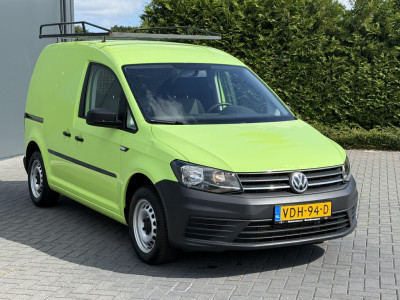 Volkswagen Caddy 2.0 TDI / L1H1 / 1e EIG. / UNIEK 28.975 KM! / INRICHTING / TREKHAAK / IMPERIAAL / NAVI / CARPLAY / CRUISE foto 4