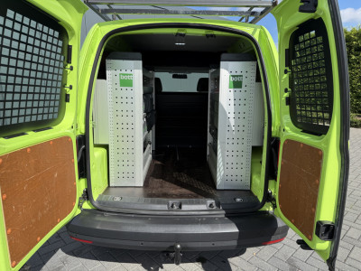 Volkswagen Caddy 2.0 TDI / L1H1 / 1e EIG. / UNIEK 28.975 KM! / INRICHTING / TREKHAAK / IMPERIAAL / NAVI / CARPLAY / CRUISE foto 8