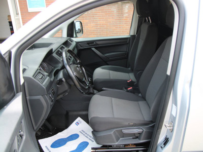 Volkswagen Caddy 2.0 TDI L1H1 Highline *EURO6*/ trekhaak / Multi stuur / verwarmde voorruit 3