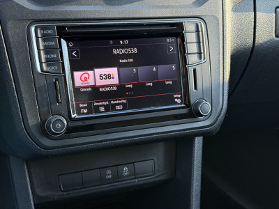 Volkswagen Caddy 2.0 TDI / L1H1 / TREKHAAK / AIRCO / CRUISE / NAVI / CARPLAY / DAB+ / ORIG. NL foto 15