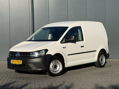 Volkswagen Caddy 2.0 TDI / L1H1 / TREKHAAK / AIRCO / CRUISE / NAVI / CARPLAY / DAB+ / ORIG. NL foto 2