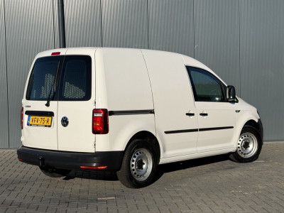 Volkswagen Caddy 2.0 TDI / L1H1 / TREKHAAK / AIRCO / CRUISE / NAVI / CARPLAY / DAB+ / ORIG. NL foto 3