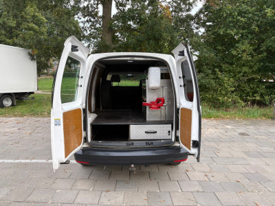 Volkswagen Caddy 2.0 TDI L2H1 BMT 4Motion|AUTOMAAT|NAP|trekhaak|airco|cruise|apple carplay|elektrisch pakket|EURO6 foto 14