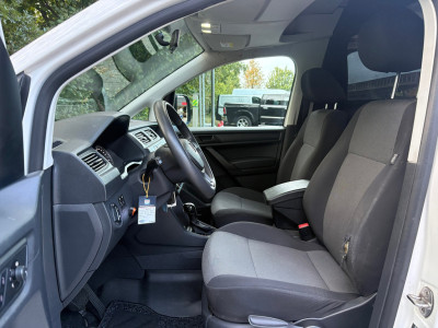 Volkswagen Caddy 2.0 TDI L2H1 BMT 4Motion|AUTOMAAT|NAP|trekhaak|airco|cruise|apple carplay|elektrisch pakket|EURO6 foto 21