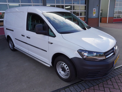 Volkswagen Caddy 2.0 TDI L2H1 BMT Maxi Trendline Airco / Cruise / Trekhaak / kast laadruimte nr V066