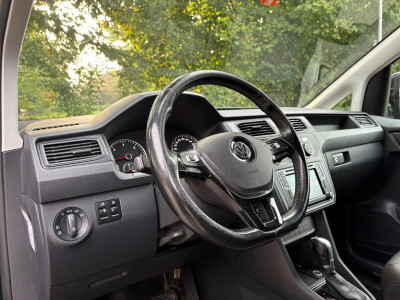 Volkswagen Caddy 2.0 TDI L2H1|MARGE|AUTOMAAT|EURO6|NAP|stoelverwarming|trekhaak 1500KG|airco|cruise|leer|navi|parkeersensoren foto 13
