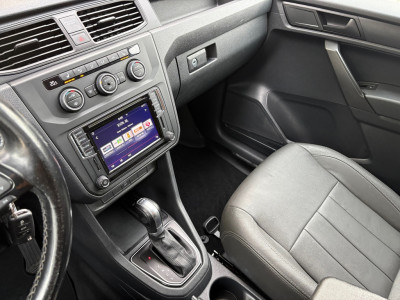 Volkswagen Caddy 2.0 TDI L2H1|MARGE|AUTOMAAT|EURO6|NAP|stoelverwarming|trekhaak 1500KG|airco|cruise|leer|navi|parkeersensoren foto 14