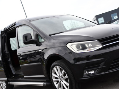 Volkswagen Caddy 2.0 TDI L2H1 Maxi Highline Cruise, Leder, LED, Automaat, multimedia, 150pk, NAVI, Trekhaak, Sensoren, Voorruit verwarming, Uniek! 16