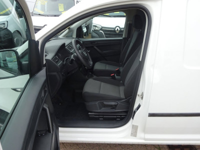 Volkswagen Caddy 2.0 TDI L2H1 VW MAXI LAADRUIMTE INRICHTING AIRCO CRUISE ALARM PDCM foto 12