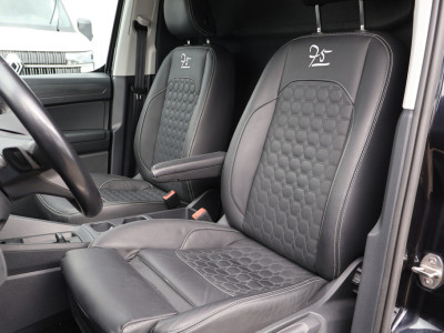 Volkswagen Caddy Cargo 2.0 TDI Automaat 75th Edition Leer Led Navigatie Camera foto 2