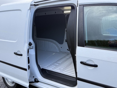 Volkswagen Caddy MAXI 2.0 TDI 102 PK / L2H1 / 1e EIG. / ZEER NETJES / ACHTERKLEP / AIRCO / CRUISE / VERWARMDE VOORRUIT foto 13