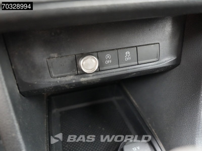 Volkswagen Caddy 75pk L2H1 Trekhaak Airco Cruise Werkplaatsinrichting APK 10-2026 Euro6 L2 Airco Trekhaak Cruise control 19