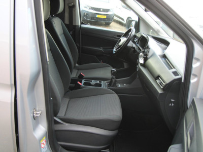 Volkswagen Caddy Cargo 2.0 TDI 102PK 1st Edition / App connect / Multi stuur / 18 velgen foto 4