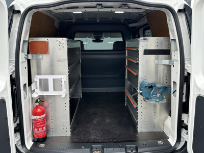 Volkswagen Caddy Cargo 2.0 TDI 123 PK  4-MOTION / L1H1 / 4x4 / 1e EIG. / TREKHAAK / INRICHTING / CAMERA / CRUISE / AIRCO / CARPLAY 8
