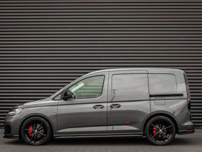 Volkswagen Caddy Cargo 2.0 TDI JB- EDITION / MAXTRON / SIDE- BARS / VERLAGING / ELEK- PAKKET / PDC / CAMERA / BLACK OPS / FULL 5