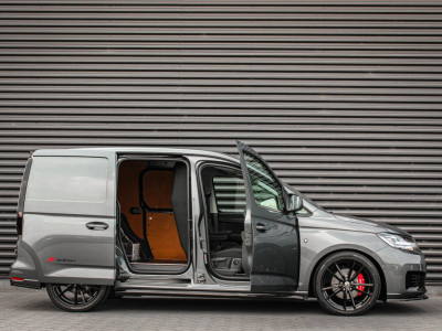 Volkswagen Caddy Cargo 2.0 TDI JB- EDITION / MAXTRON / SIDE- BARS / VERLAGING / ELEK- PAKKET / PDC / CAMERA / BLACK OPS / FULL 8