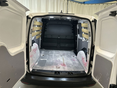 Volkswagen Caddy Cargo 2.0 TDI Parkeersensoren Airco 9