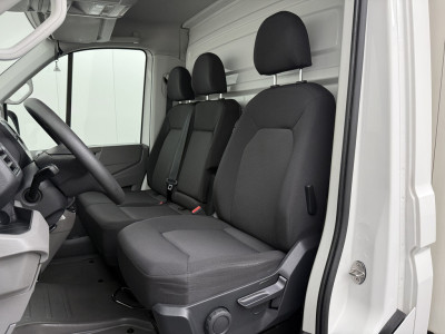 Volkswagen Crafter 140PK Bakwagen+Laadklep | Dakspoiler | Camera | Airco | 3-Zits foto 19