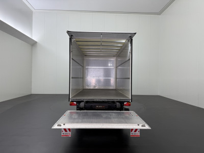 Volkswagen Crafter 140PK Bakwagen+Laadklep | Dakspoiler | Camera | Airco | 3-Zits foto 4