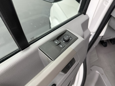 Volkswagen Crafter 140PK Bakwagen+Laadklep | Dakspoiler | Camera | Airco | 3-Zits foto 8
