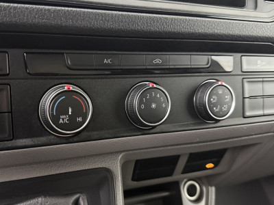 Volkswagen Crafter 2.0TDI 140PK Automaat Koelbakwagen+Laadklep | Multimedia | Airco | Cruise foto 18