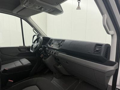Volkswagen Crafter 2.0TDI 140PK Bakwagen+Laadklep | 997Kg Laadvermogen (2024) | Airco | Cruise | Dakspoiler | Zijdeur | 2.25 Mtr Hoog 18