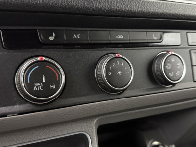 Volkswagen Crafter 2.0TDI 140PK DSG Automaat L3H3 | Kastinrichting | Airco | Cruise | 3-Zits | Betimmering | 3000Kg Trekhaak foto 20