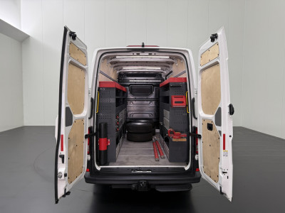 Volkswagen Crafter 2.0TDI 140PK DSG Automaat L3H3 | Kastinrichting | Airco | Cruise | 3-Zits | Betimmering | 3000Kg Trekhaak foto 4