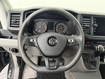 Volkswagen Crafter 2.0TDI 140PK DSG Automaat L4H3 Highline | Navigatie | Camera | Multimedia | Airco | Cruise | 3-Zits foto 15
