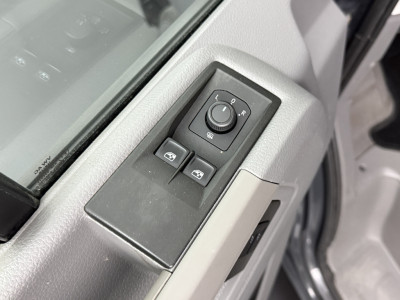 Volkswagen Crafter 2.0TDI 140PK DSG Automaat L4H3 Highline | Navigatie | Camera | Multimedia | Airco | Cruise | 3-Zits foto 8