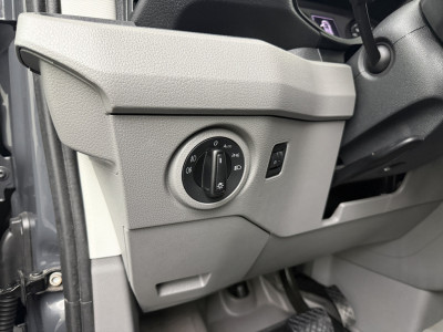 Volkswagen Crafter 2.0TDI 140PK DSG Automaat L4H3 Highline | Navigatie | Camera | Multimedia | Airco | Cruise | 3-Zits foto 9