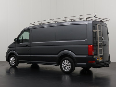 Volkswagen Crafter 2.0TDI 140PK L3H2 Exclusive Edition Imperiaal | Trekhaak | Led | Navigatie | Camera | 3-Zits | Airco | Cruise foto 6