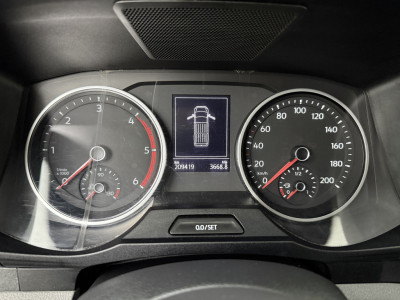 Volkswagen Crafter 2.0TDI 140PK L3H2 Exclusive Edition Imperiaal | Trekhaak | Led | Navigatie | Camera | 3-Zits | Airco | Cruise foto 9