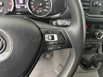 Volkswagen Crafter 2.0TDI 140PK L3H2 Highline | Multimedia | Navigatie | Airco | Cruise | Betimmering foto 16