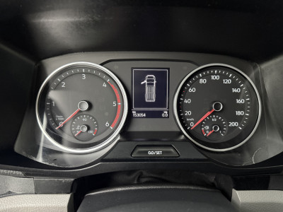 Volkswagen Crafter 2.0TDI 140PK L3H2 Highline | Multimedia | Navigatie | Airco | Cruise | Betimmering foto 9