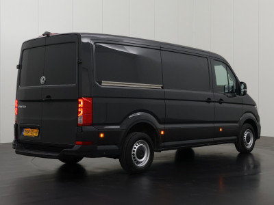 Volkswagen Crafter 2.0TDI 140PK L3H2 Highline | Navigatie | Camera | Airco | Cruise | Betimmering foto 2