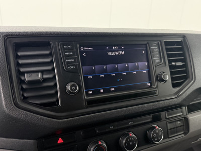 Volkswagen Crafter 2.0TDI 140PK L3H2 Highline | Navigatie | Multimedia | Airco | Cruise | Betimmering foto 18