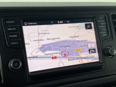 Volkswagen Crafter 2.0TDI 140PK L3H2 Highline | Navigatie | Multimedia | Airco | Cruise | Betimmering foto 19