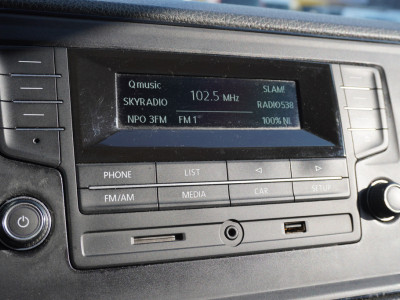 Volkswagen Crafter 2.0 TDI 140PK L3H3 - Airco - Radio - Cruise - €16.900,- Excl. 10